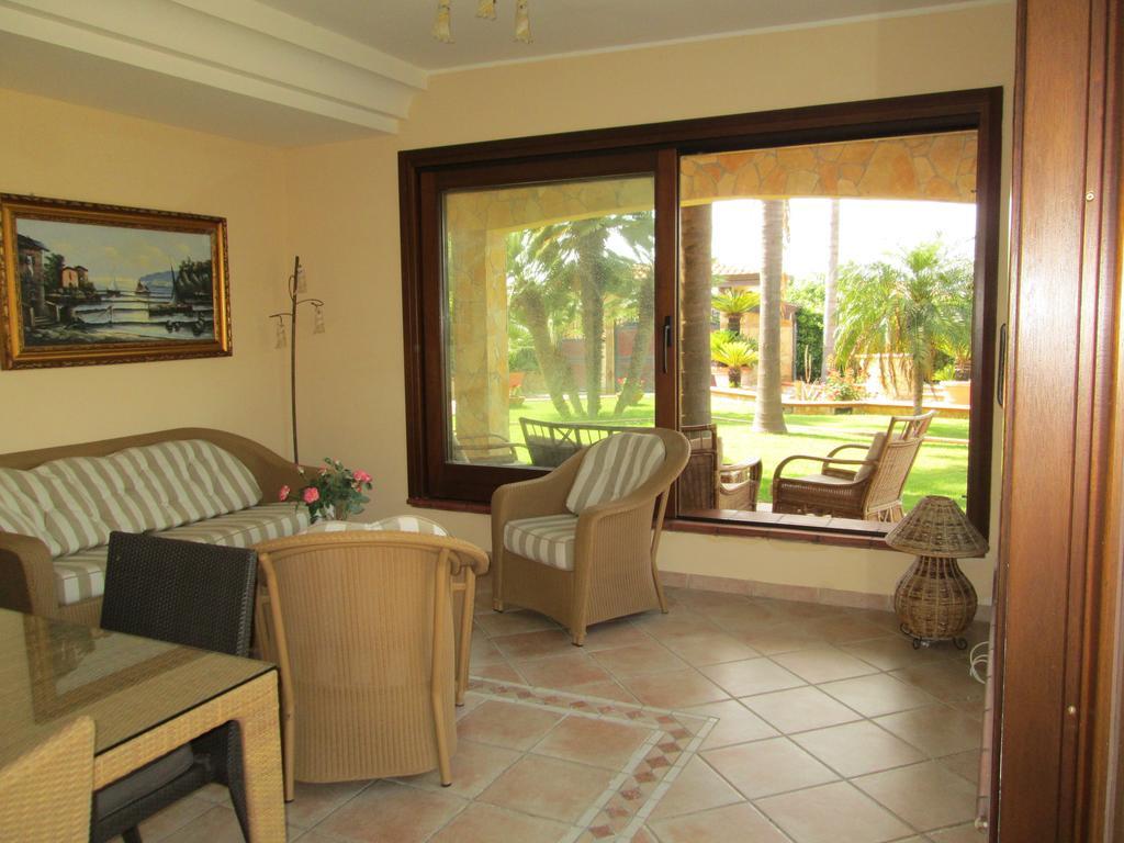 Complesso Turistico Ricettivo L'Oasi Del Golfo Di Salerno Apartman Battipaglia Szoba fotó