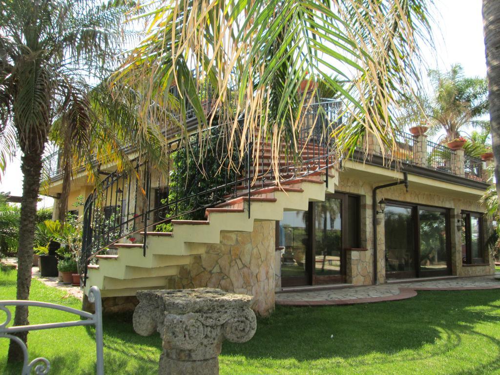 Complesso Turistico Ricettivo L'Oasi Del Golfo Di Salerno Apartman Battipaglia Kültér fotó
