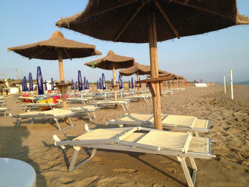 Complesso Turistico Ricettivo L'Oasi Del Golfo Di Salerno Apartman Battipaglia Kültér fotó